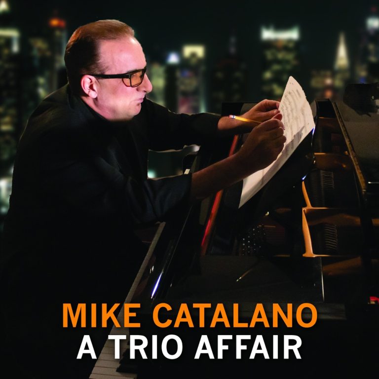 Portada de «A Trio Affair», de Mike Catalano