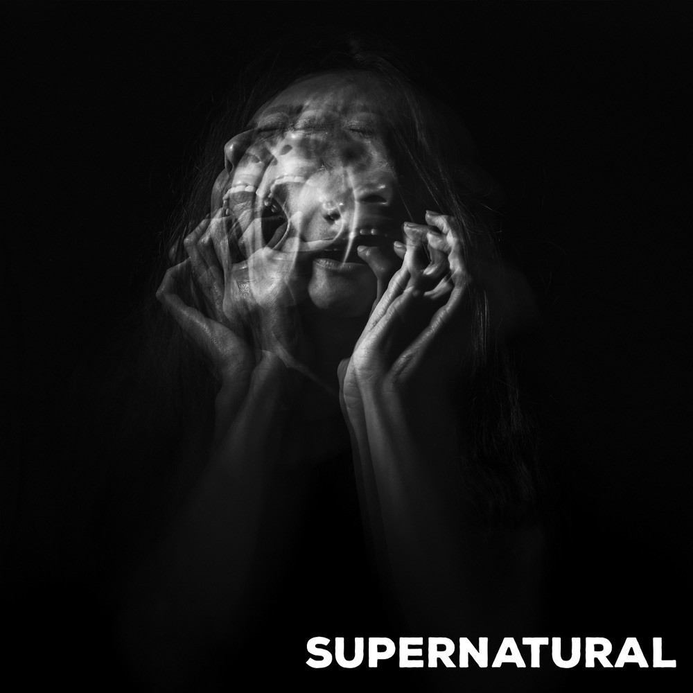 La portada de «Supernatural», l'últim avançament de «Blue Rising» de Bastion Rose