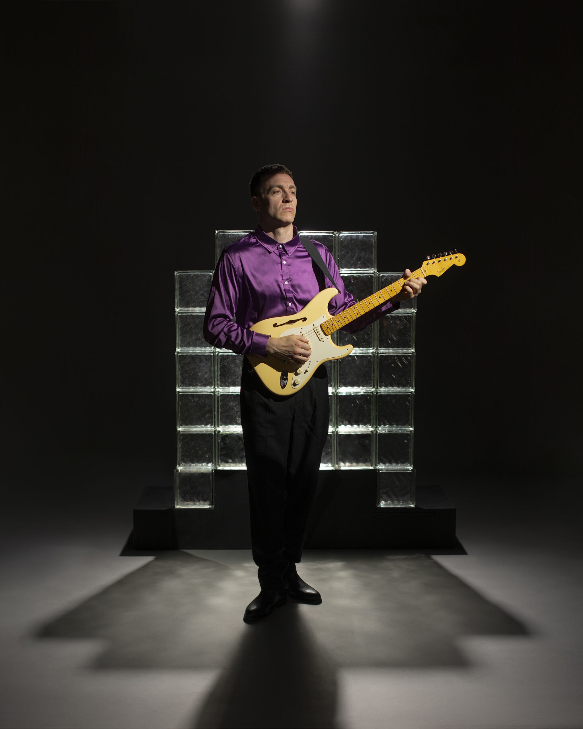 Dallas Seger, en una fotografia de promoció de David Caress feta per Michael Hallahan