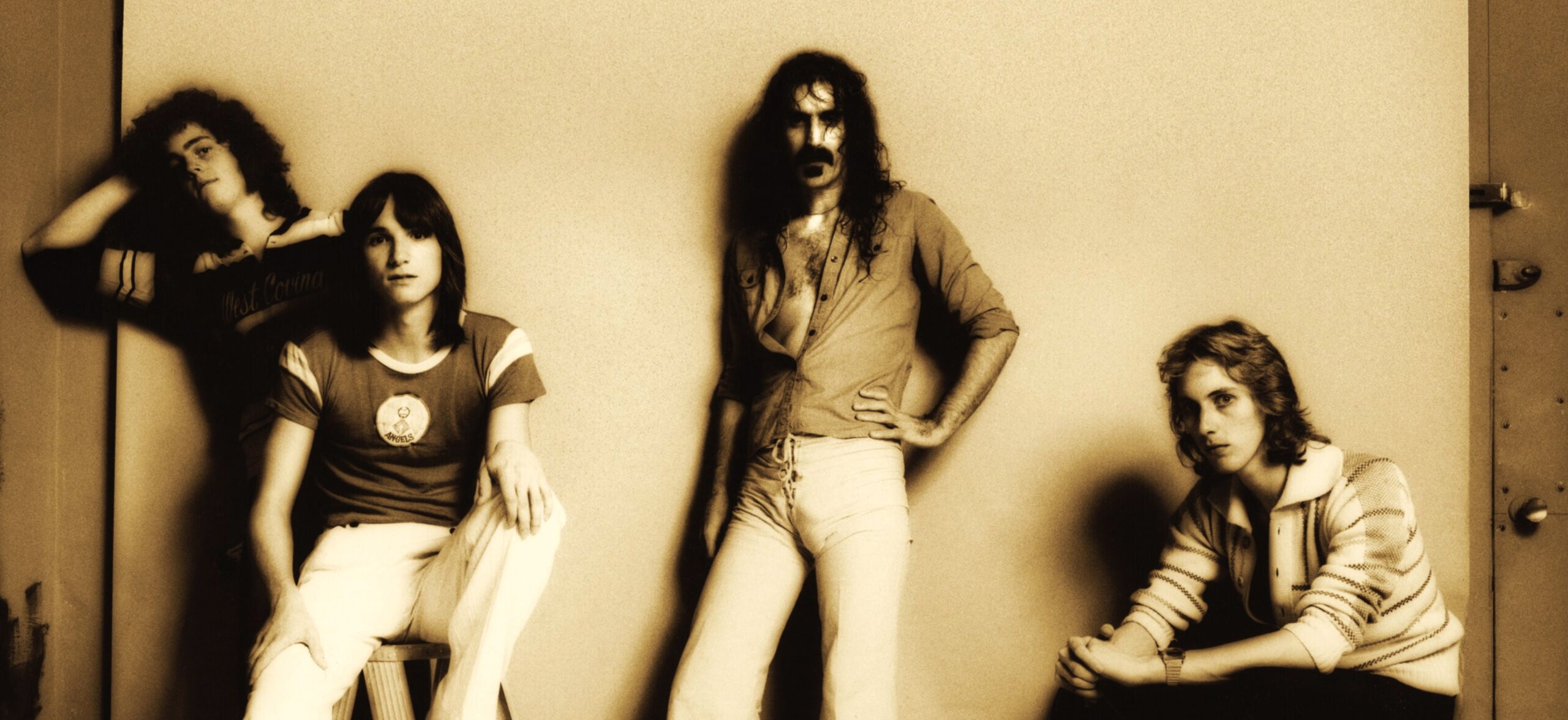 Imatge promocional de la reedició del cinquantè aniversari de «Zoot Allures» de Frank Zappa