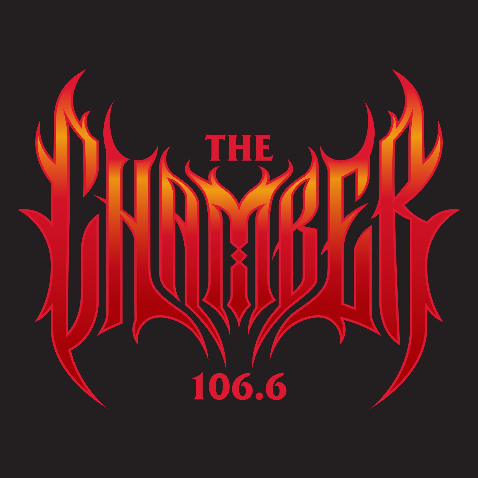 Logotip de l'emissora The Chamber 106.6 de «Grand Theft Auto VI», amb lletres de flama vermelles i grogues sobre fons negre