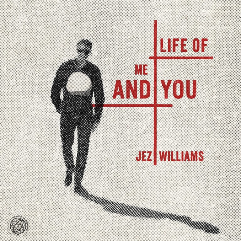 Portada de «Life Of Me And You», el primer disc en solitari de Jez Williams: la silueta tramada d'un home dret sobre fons de tela clara