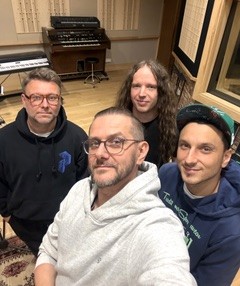 Imatge de l'anunci de la nova formació de Lunatic Soul, el projecte de Mariusz Duda