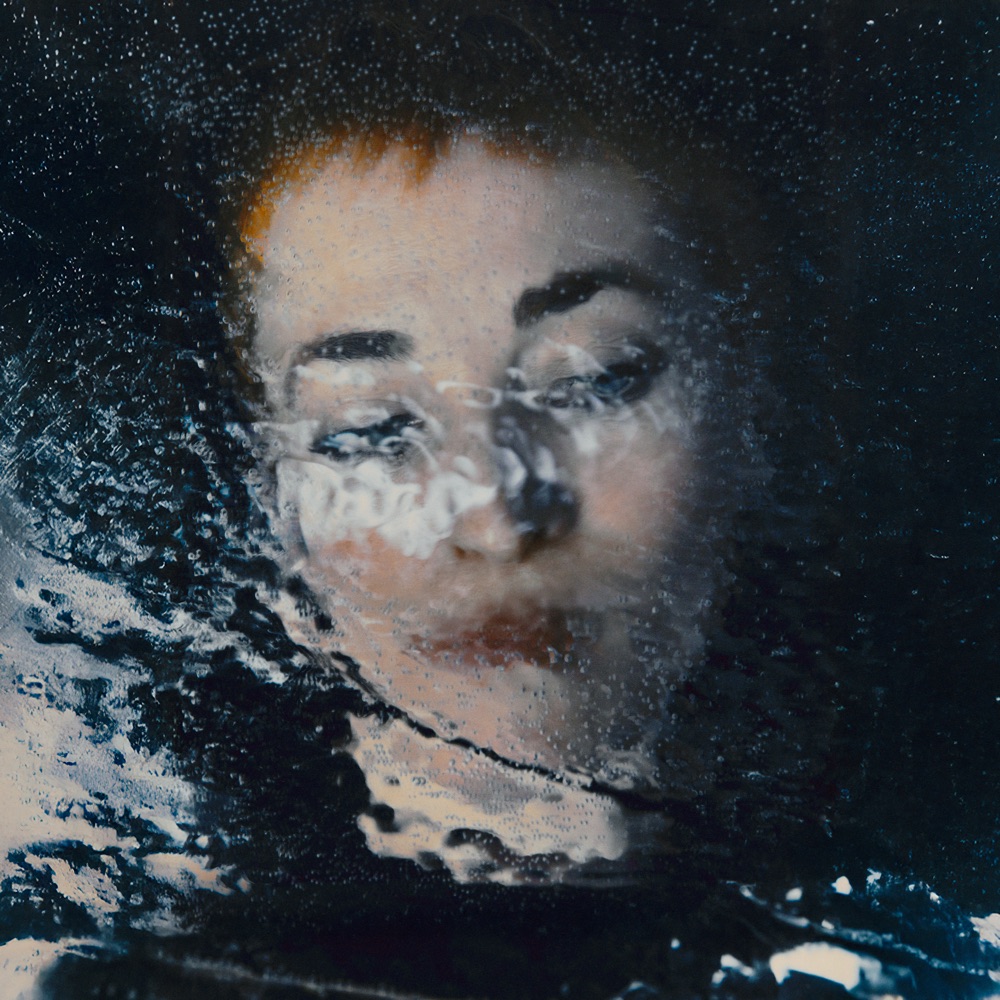 Portada de «No Human Tongue Can Tell», el primer disc en solitari de Radie Peat, que surt el 13 de novembre del 2026 per Rough Trade