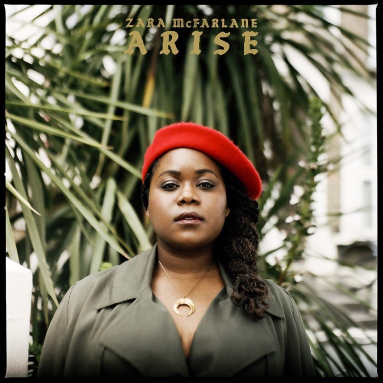 Portada d'«Arise», el disc que Zara McFarlane va publicar per Brownswood Recordings el 2017