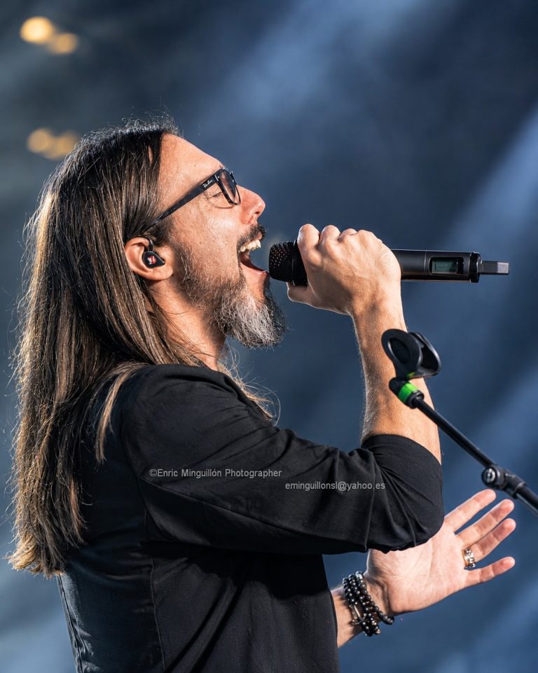 Big Big Train a Razzmatazz 2 (Barcelona): cantant